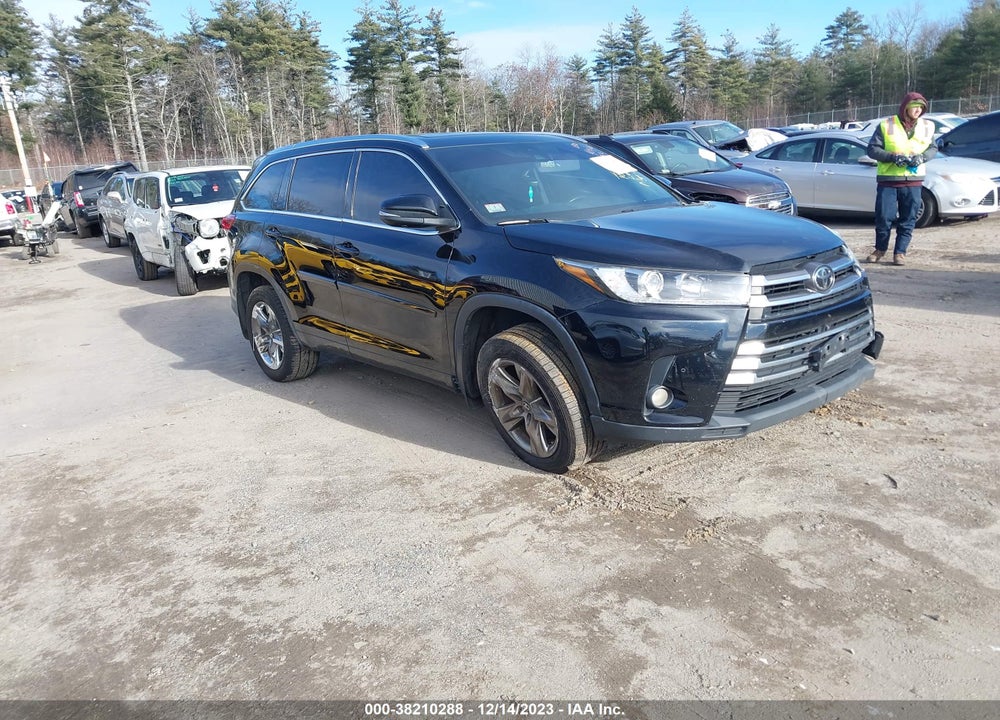 2017 TOYOTA HIGHLANDER LIMITED/PLATINUM VIN: 5TDDZRFH6HS386229