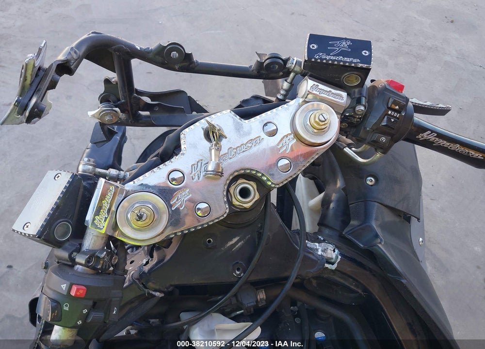 2008 SUZUKI GSX1300 R VIN: JS1GX72A982104599