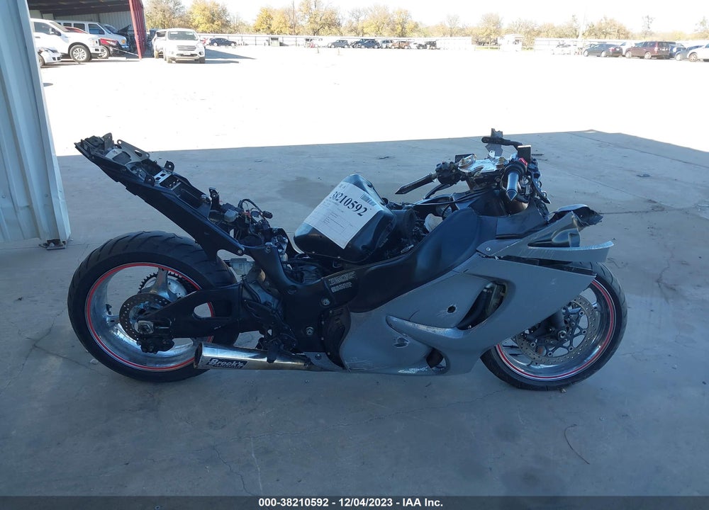 2008 SUZUKI GSX1300 R VIN: JS1GX72A982104599