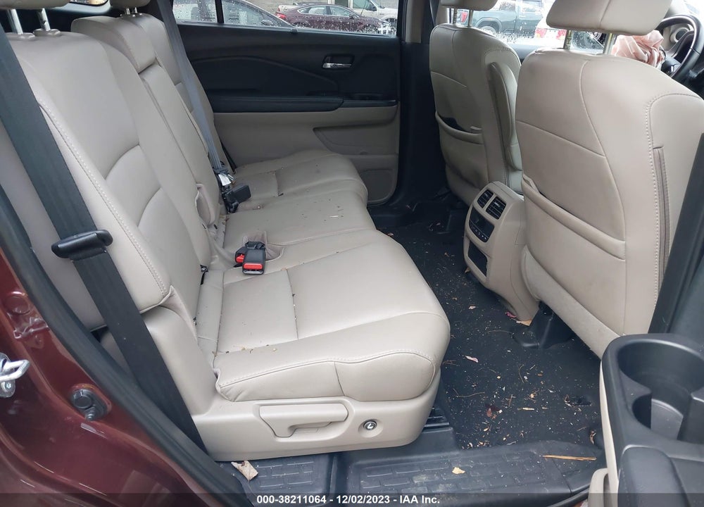 2021 HONDA PILOT AWD EX-L VIN: 5FNYF6H55MB061209