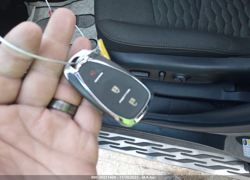2019 CHEVROLET EQUINOX LT VIN: 3GNAXKEV8KS645403