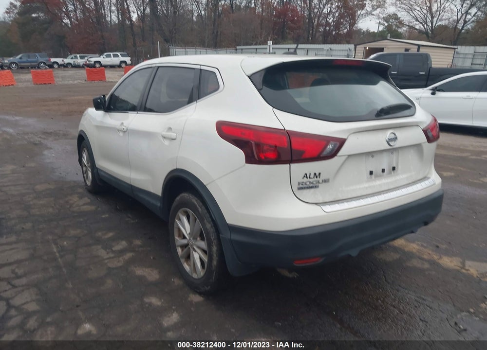 2018 NISSAN ROGUE SPORT S VIN: JN1BJ1CP2JW192298