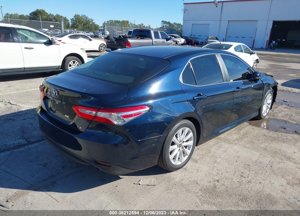 2018 TOYOTA CAMRY VIN: 4T1B11HK8JU535973