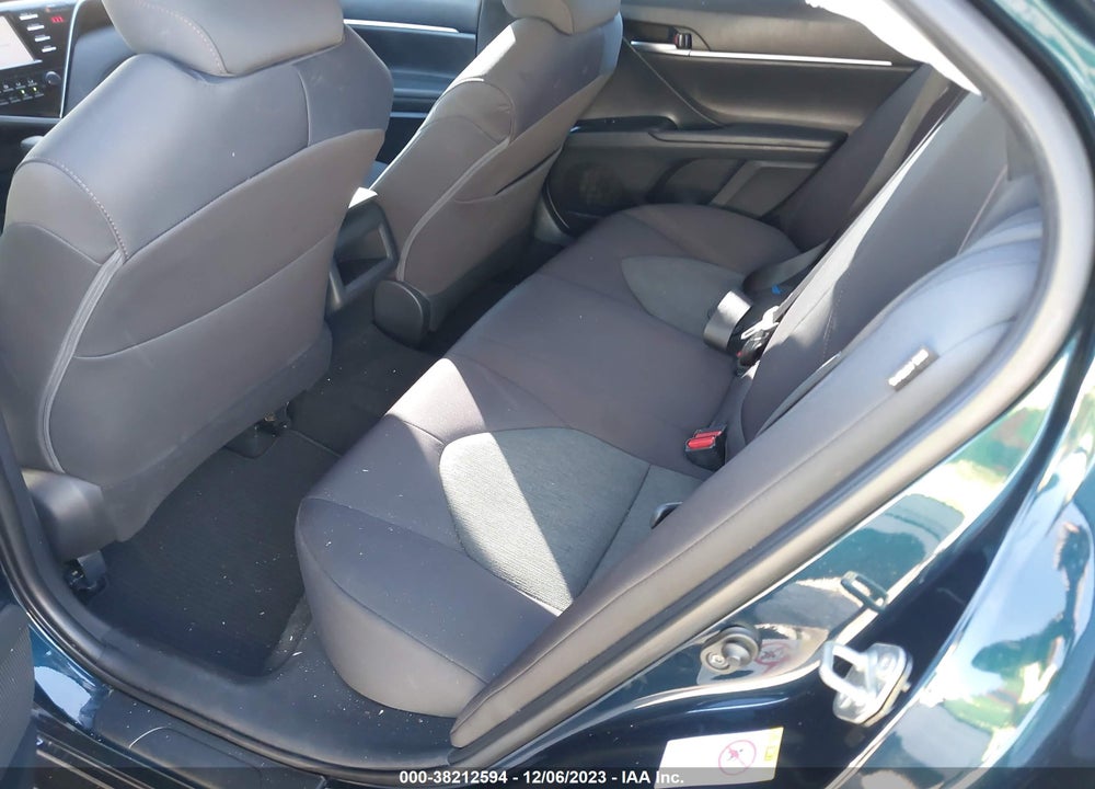 2018 TOYOTA CAMRY VIN: 4T1B11HK8JU535973