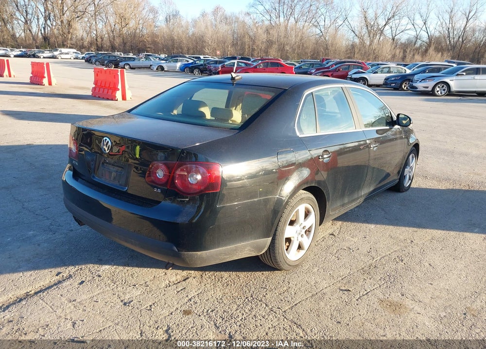 2008 VOLKSWAGEN JETTA VIN: 3VWRZ71K48M183723