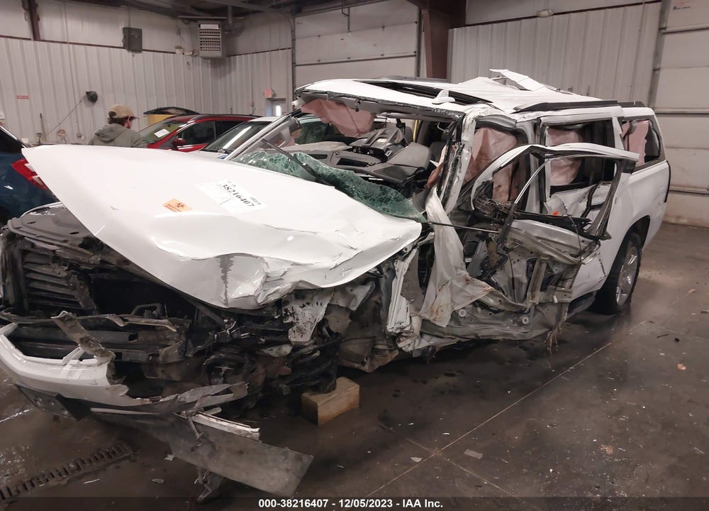 2019 CHEVROLET SUBURBAN VIN: 1GNSKHKC9KR352816