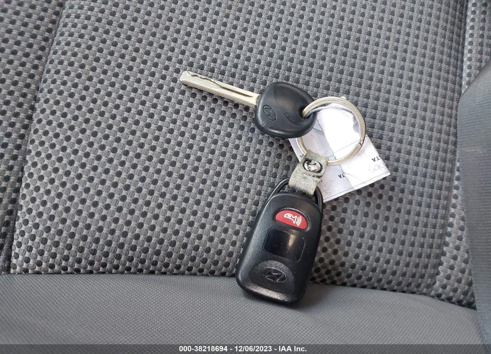 2011 HYUNDAI SONATA GLS VIN: 5NPEB4AC4BH306446
