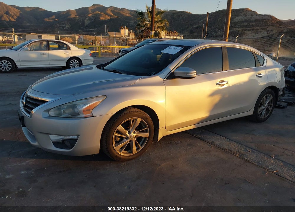 2013 NISSAN ALTIMA VIN: 1N4AL3AP8DN464063