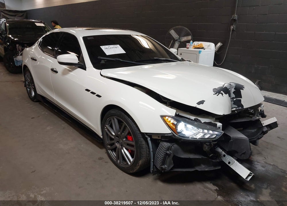 2018 MASERATI GHIBLI S VIN: ZAM57YSA0J1281505
