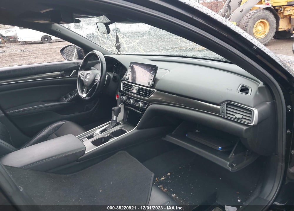 2018 HONDA ACCORD SPORT VIN: 1HGCV1F31JA170015