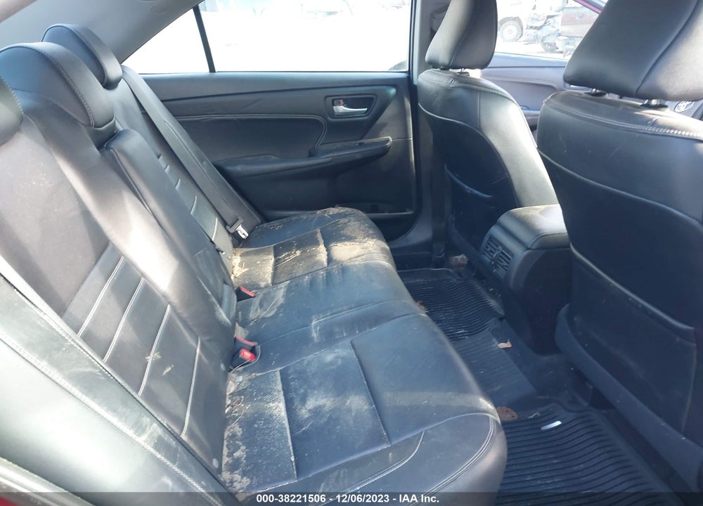 2015 TOYOTA CAMRY XLE VIN: 4T1BF1FK8FU980483