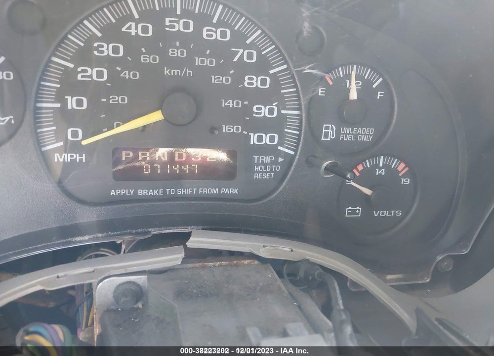 1996 GMC SAFARI XT VIN: 1GTDM19W2TB501189
