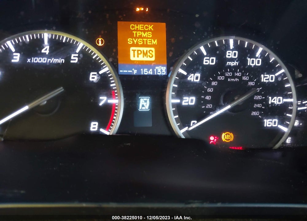 2013 ACURA ILX 2.0L VIN: 19VDE1F35DE016338