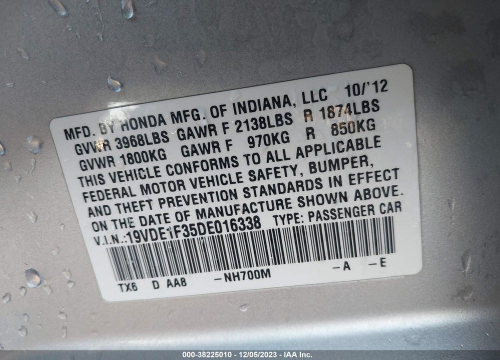 2013 ACURA ILX 2.0L VIN: 19VDE1F35DE016338