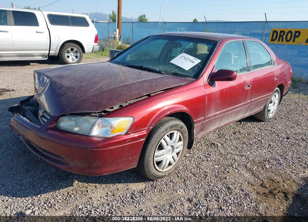 2001 TOYOTA CAMRY LE VIN: JT2BG22K210603931