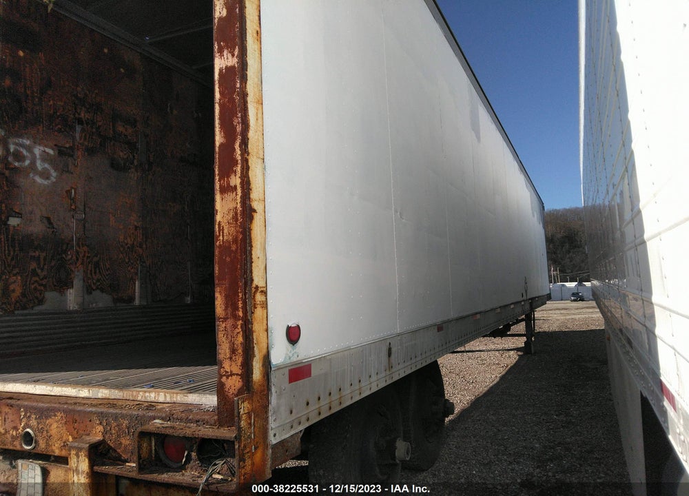 1985 LUFKIN INDUSTRIES --- VIN: 1L01A4821F1070075