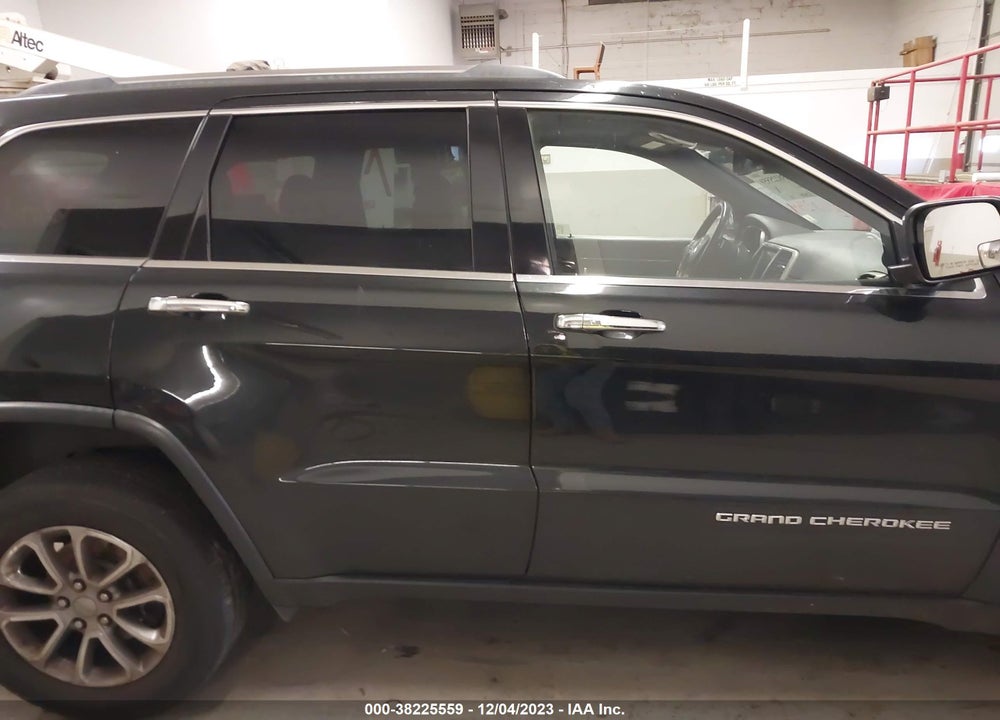 2015 JEEP GRAND CHEROKEE LIMITED VIN: 1C4RJFBG2FC820234