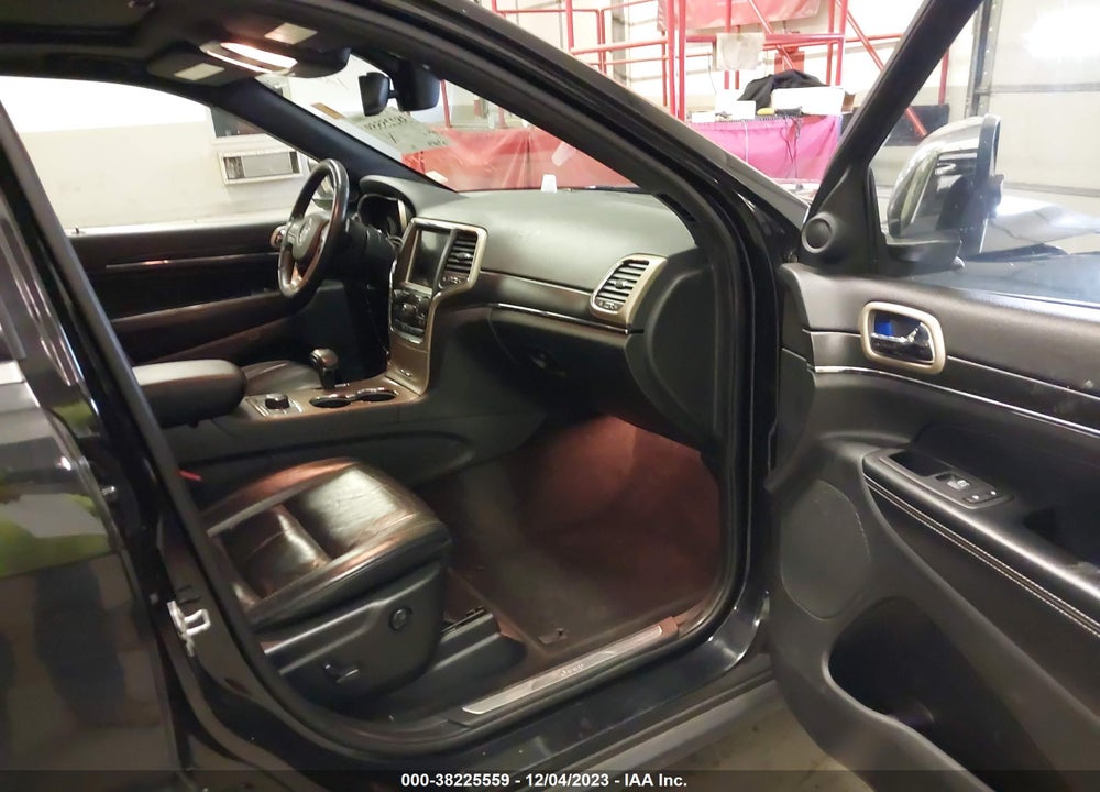 2015 JEEP GRAND CHEROKEE LIMITED VIN: 1C4RJFBG2FC820234