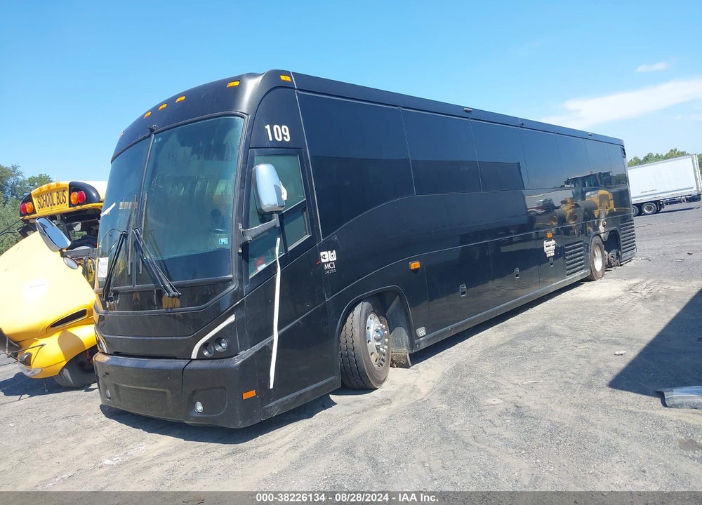 2017 MOTOR COACH INDUSTRIES TRANSIT BUS VIN: 2MG3JMBA4HW068298