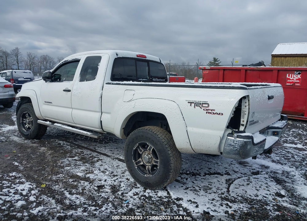 2011 TOYOTA TACOMA BASE V6 VIN: 5TFUU4EN2BX017278