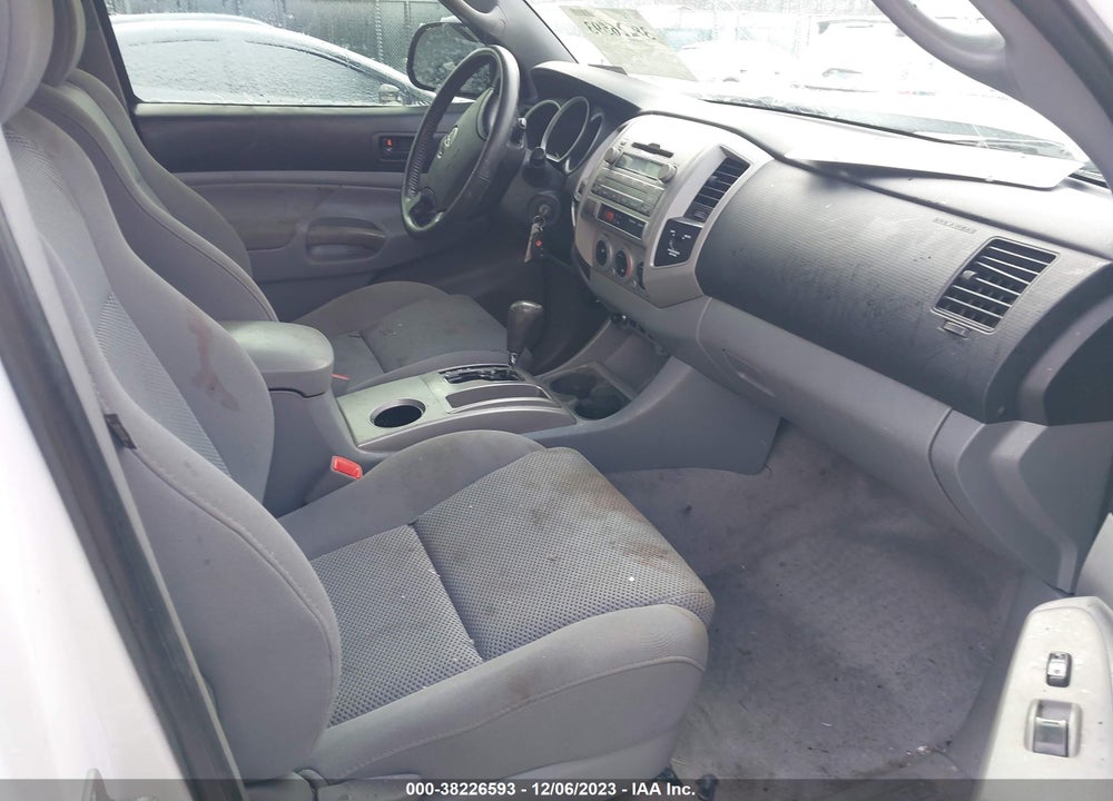 2011 TOYOTA TACOMA BASE V6 VIN: 5TFUU4EN2BX017278