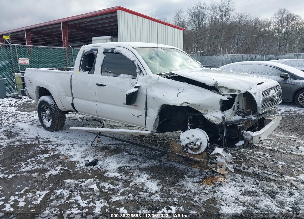 2011 TOYOTA TACOMA BASE V6 VIN: 5TFUU4EN2BX017278