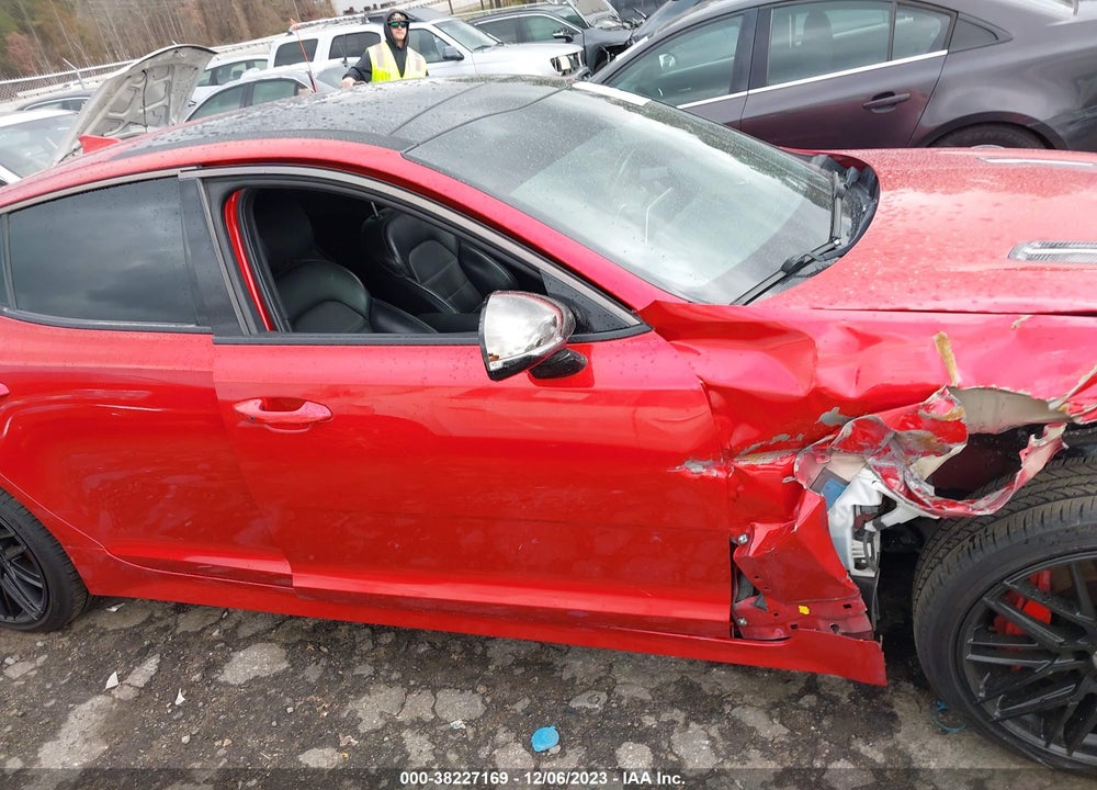 2018 KIA STINGER GT2 VIN: KNAE55LC3J6012651