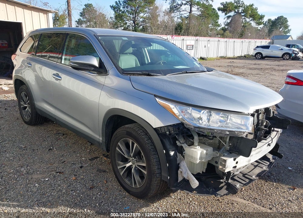 2019 TOYOTA HIGHLANDER LE VIN: 5TDZZRFH5KS296759
