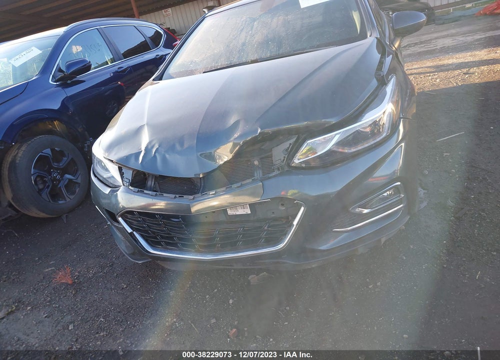 2017 CHEVROLET CRUZE LT AUTO VIN: 1G1BE5SM2H7180519