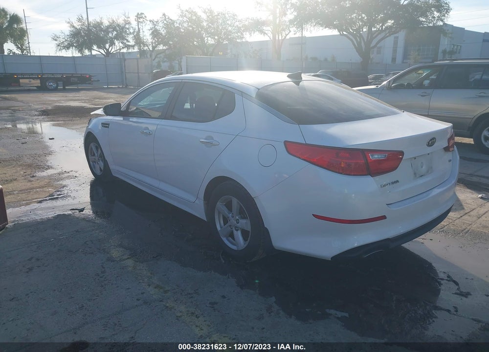 2015 KIA OPTIMA LX VIN: KNAGM4A78F5556961