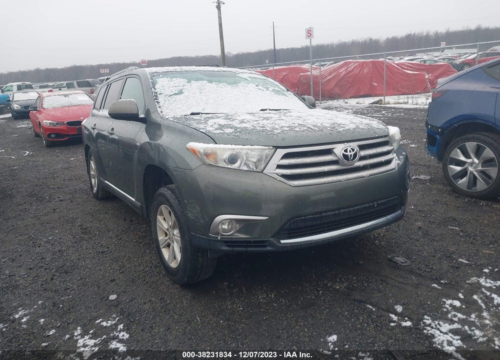 2013 TOYOTA HIGHLANDER SE V6 VIN: 5TDBK3EH8DS264735