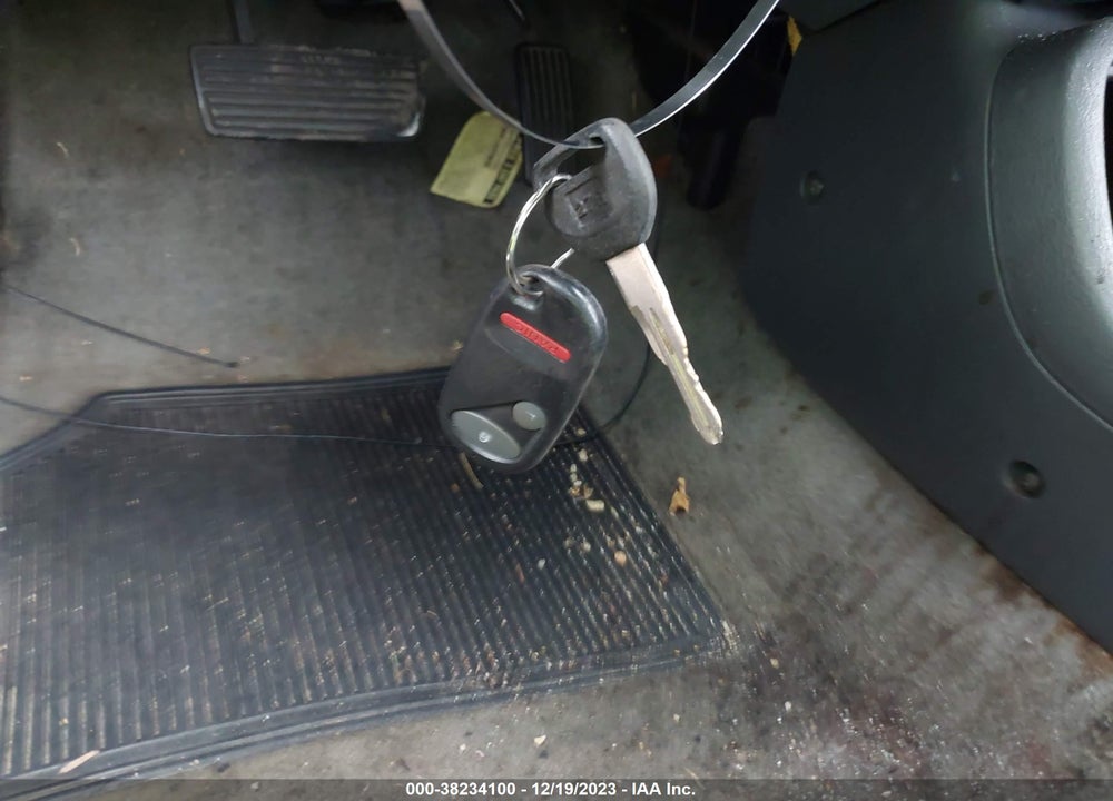 1999 HONDA CIVIC EX VIN: 1HGEJ8241XL087810