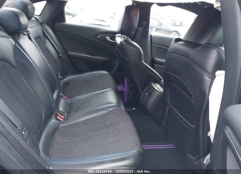2015 CHRYSLER 200 S VIN: 1C3CCCBG1FN582593