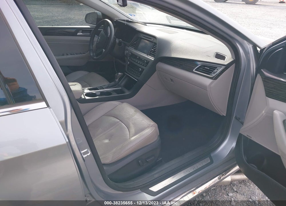 2016 HYUNDAI SONATA LIMITED VIN: 5NPE34AF4GH298640
