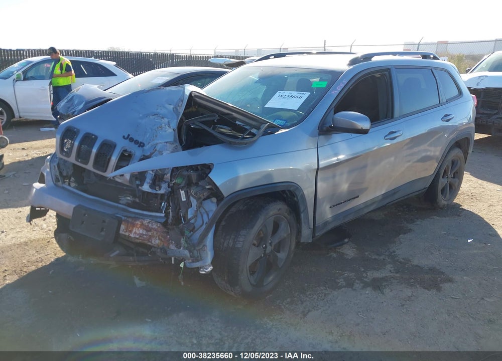 2016 JEEP CHEROKEE ALTITUDE VIN: 1C4PJLCB3GW195707