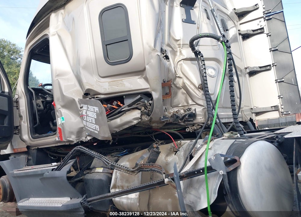 2019 FREIGHTLINER CASCADIA 126 VIN: 3AKJHHDR8KSKD2179