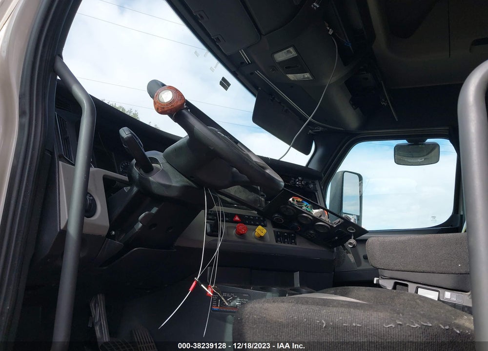 2019 FREIGHTLINER CASCADIA 126 VIN: 3AKJHHDR8KSKD2179