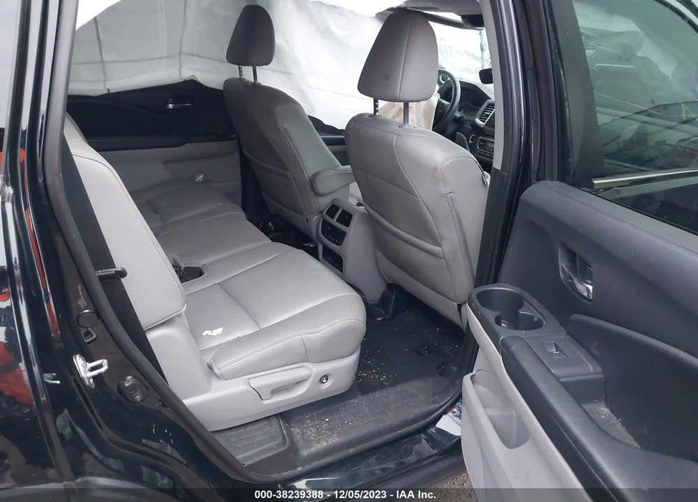 2018 HONDA PILOT EX-L VIN: 5FNYF6H56JB037867