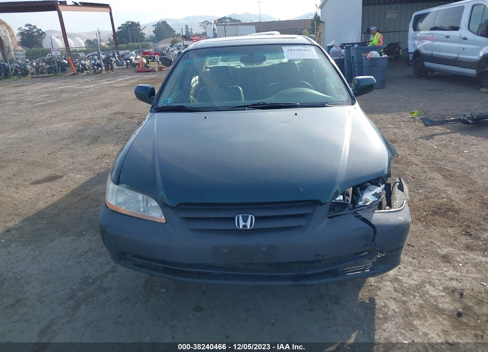 2002 HONDA ACCORD SDN EX W/LEATHER VIN: 1HGCG16522A000582