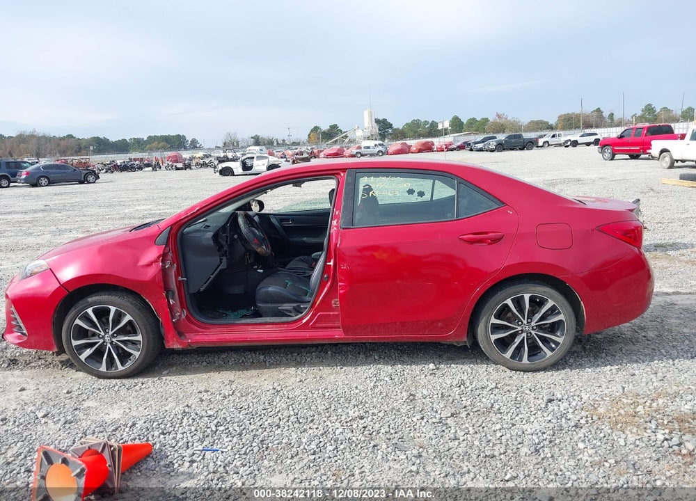 2017 TOYOTA COROLLA SE VIN: 5YFBURHE7HP648731
