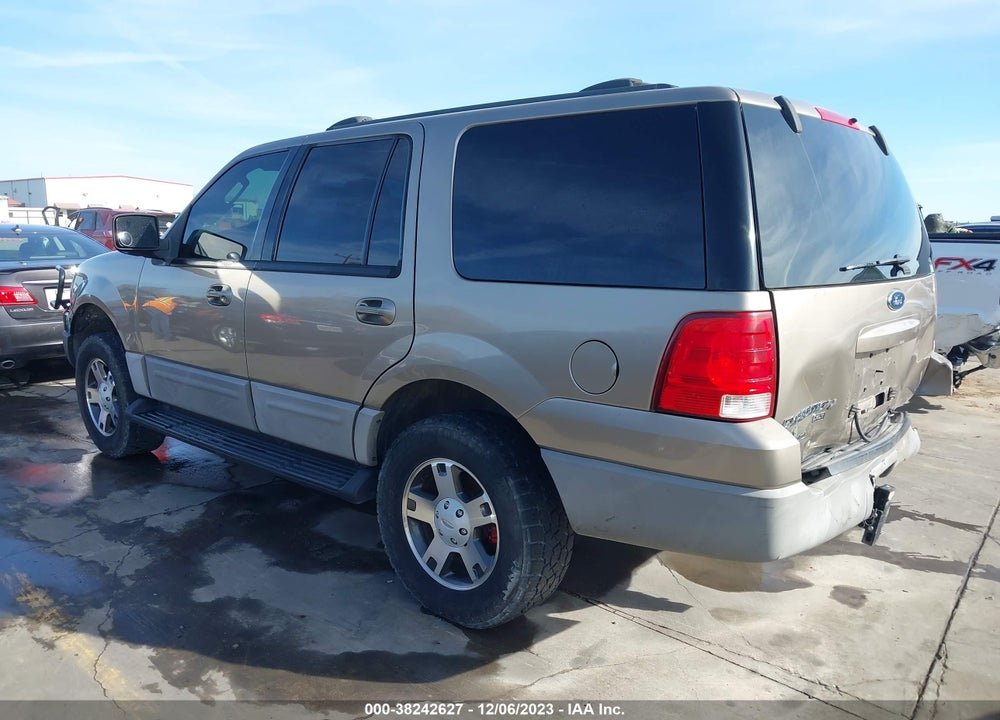 2003 FORD EXPEDITION XLT VIN: 1FMPU15L83LB52702
