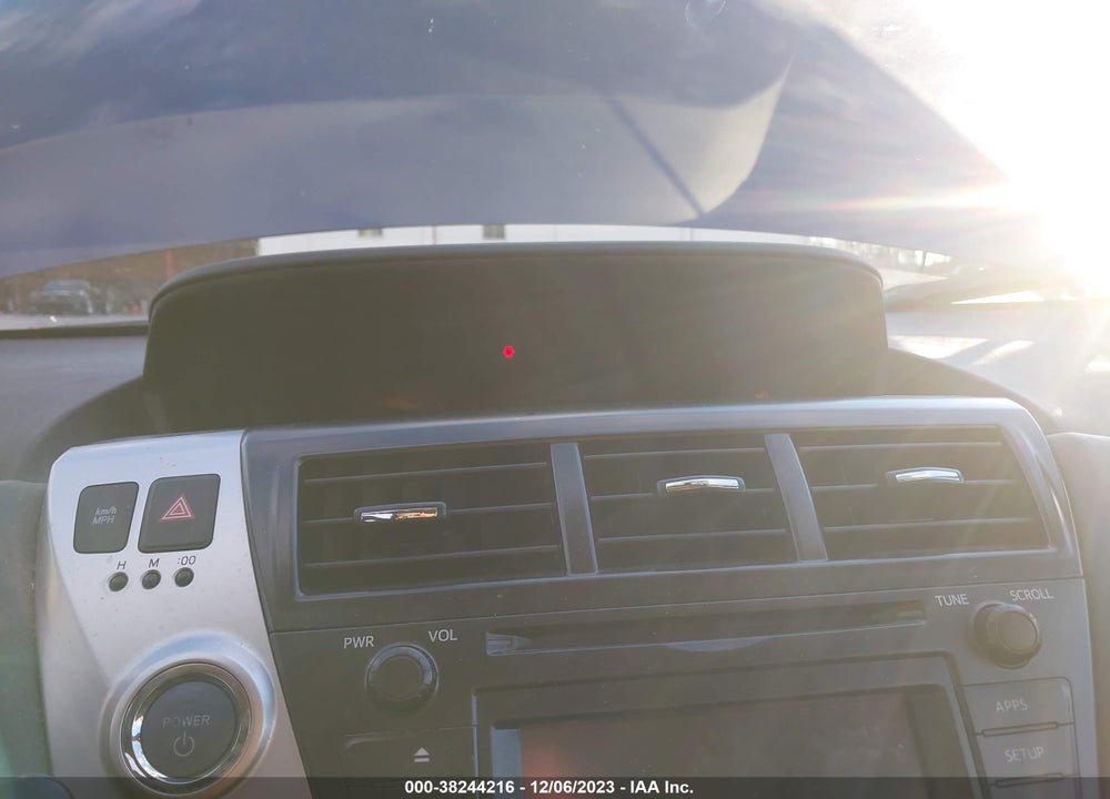 2013 TOYOTA PRIUS V THREE VIN: JTDZN3EU9D3207304