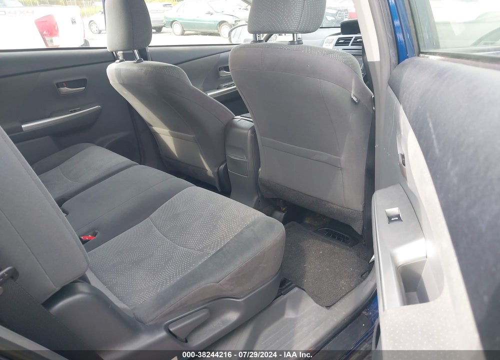 2013 TOYOTA PRIUS V THREE VIN: JTDZN3EU9D3207304