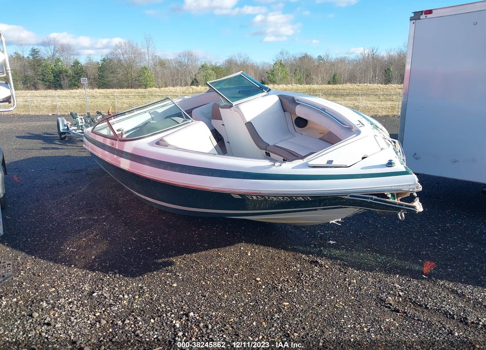 1994 COBALT 252 VIN: FGE25056D494