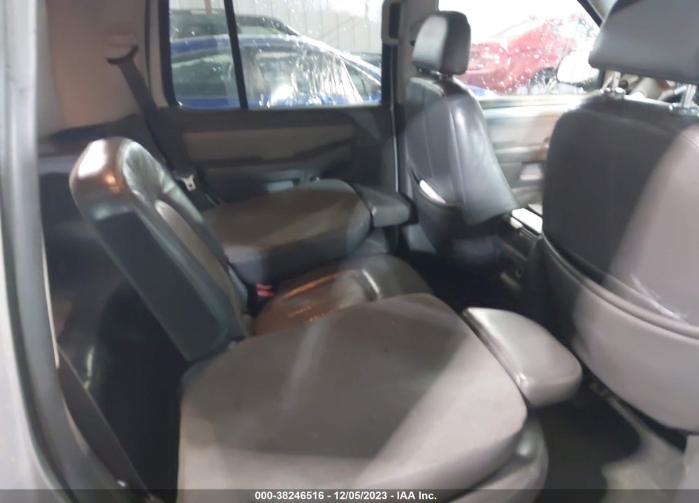 2002 MERCURY MOUNTAINEER VIN: 4M2ZU66W82UJ12772