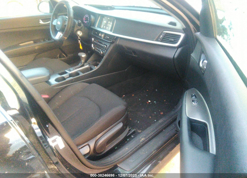 2019 KIA OPTIMA LX VIN: 5XXGT4L34KG365253