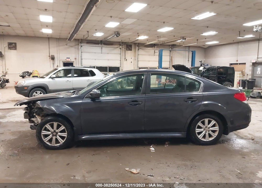 2011 SUBARU LEGACY 2.5I PREMIUM VIN: 4S3BMBC69B3245163