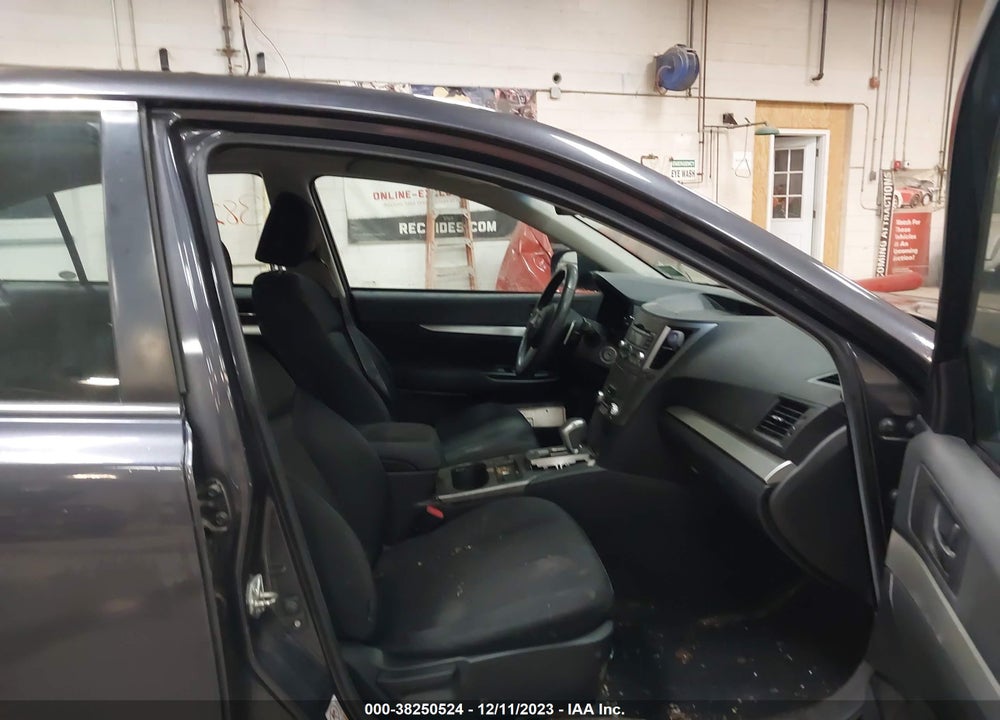 2011 SUBARU LEGACY 2.5I PREMIUM VIN: 4S3BMBC69B3245163