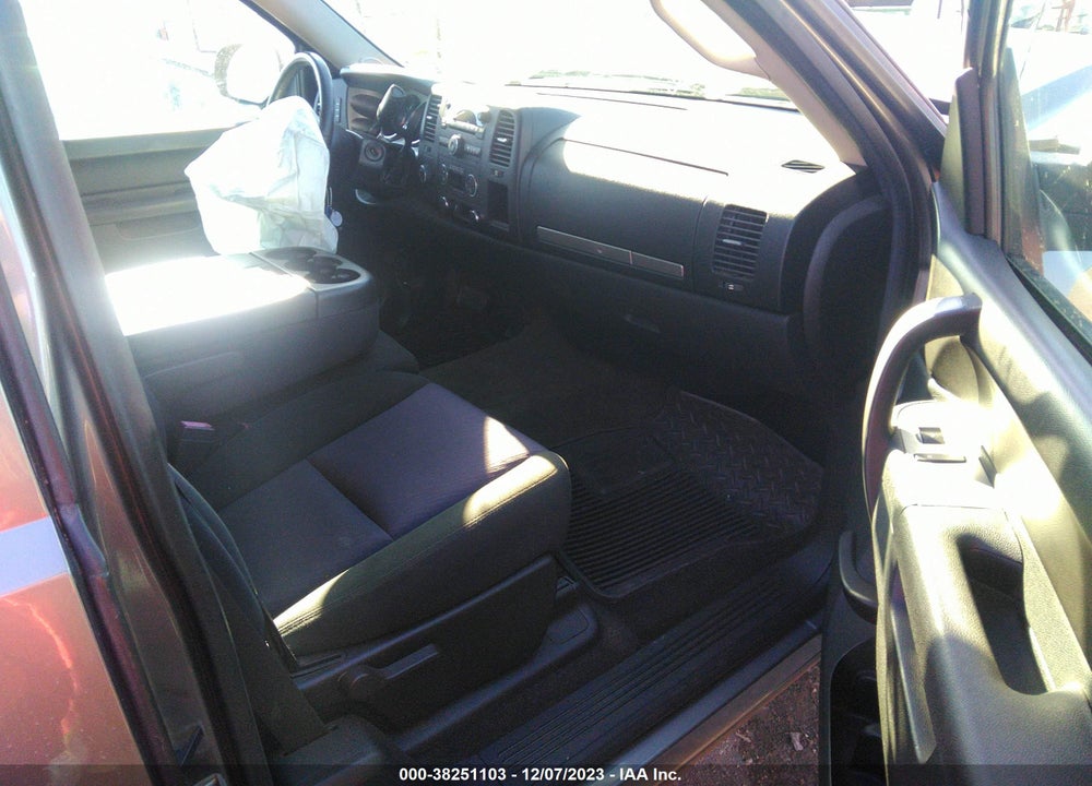 2012 CHEVROLET SILVERADO 1500 LT VIN: 1GCRKSE72CZ186854
