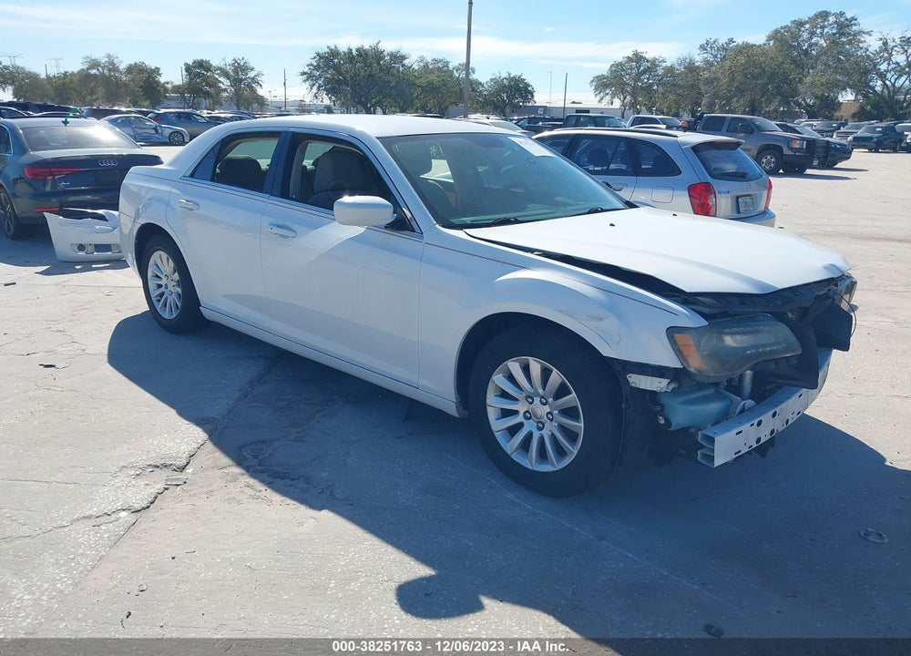2012 CHRYSLER 300 VIN: 2C3CCAAG1CH246145
